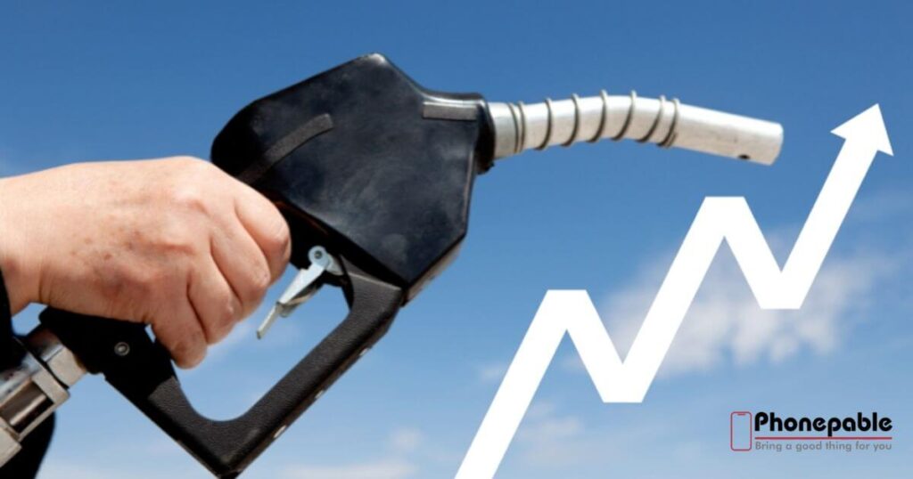 Oil Prices Surge & Pakistan’s Fuel Shock: How It Impacts You